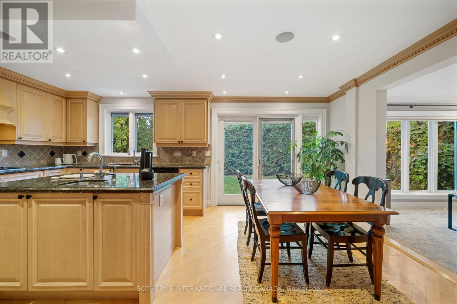 27 Bamboo Grove N, Toronto, Ontario  M3B 2C6 - Photo 14 - C12470142