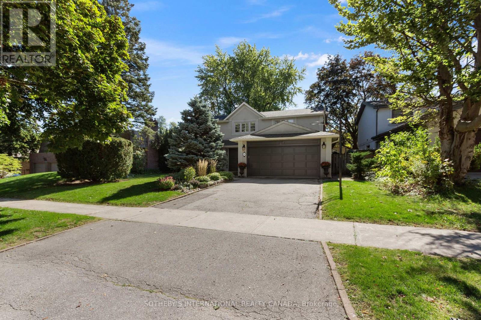 27 Bamboo Grove N, Toronto, Ontario  M3B 2C6 - Photo 3 - C12470142