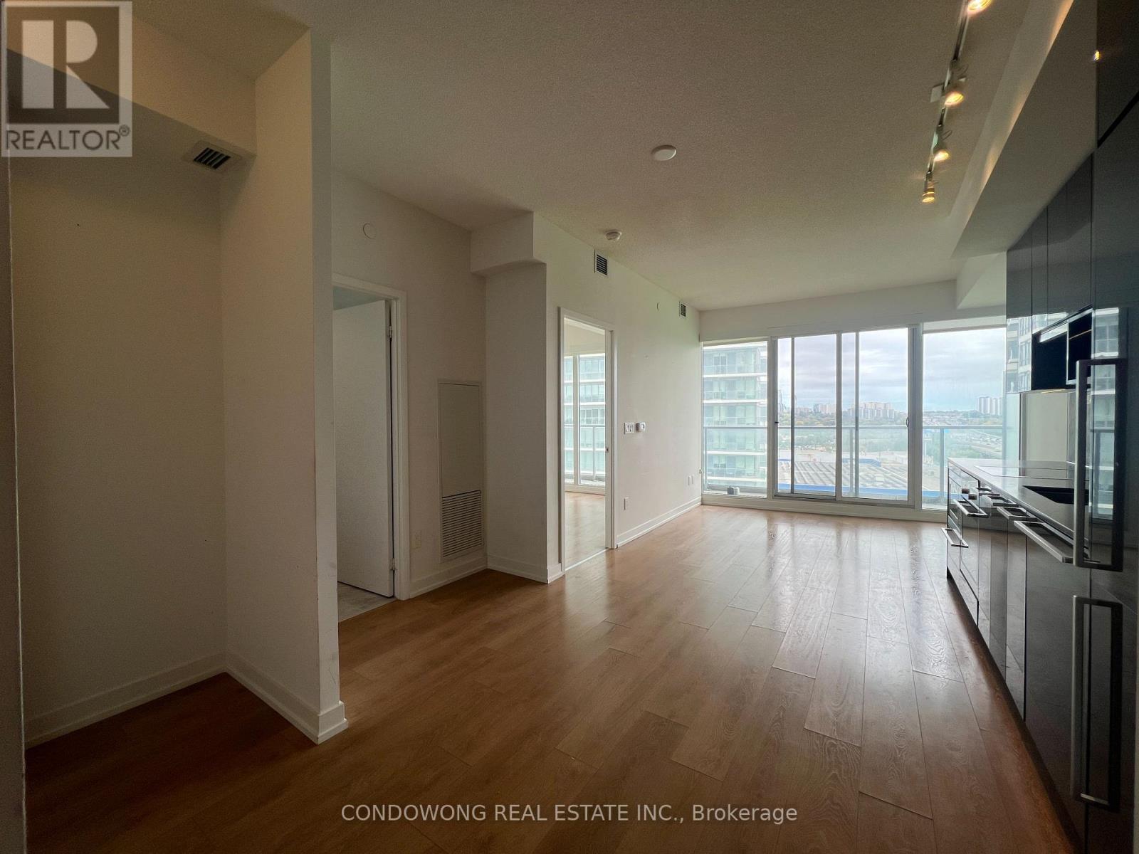 709 - 115 Mcmahon Drive, Toronto, Ontario  M2K 0E3 - Photo 4 - C12470143