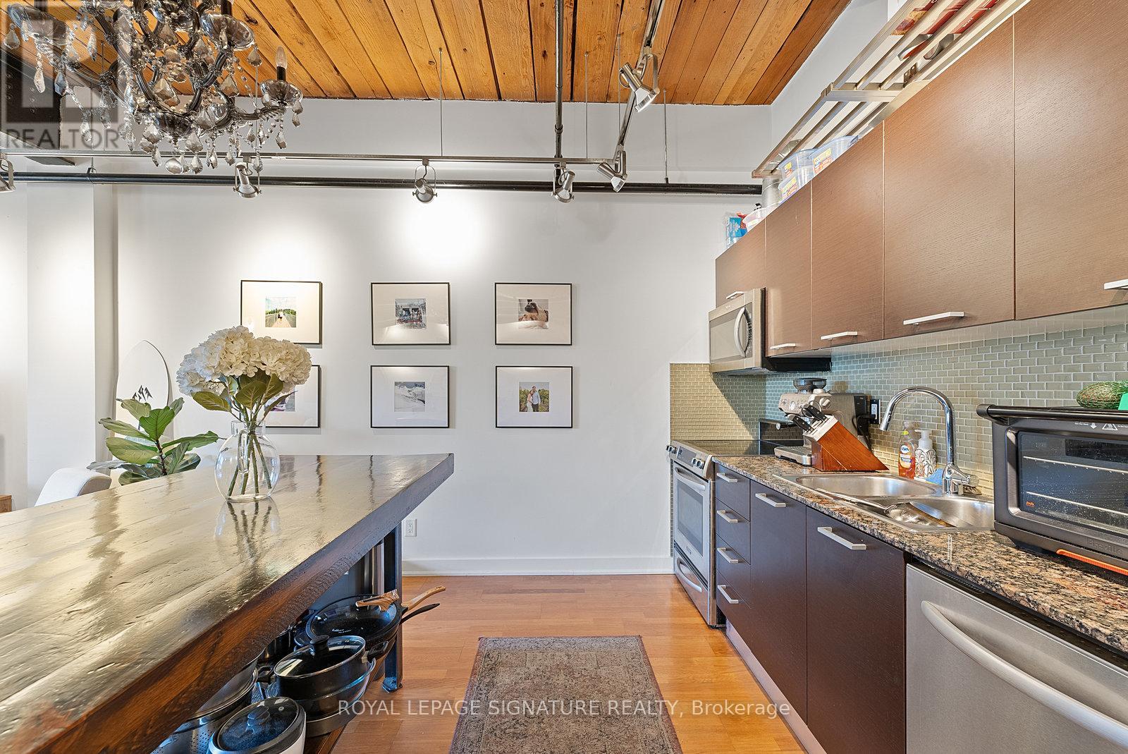 225 - 43 Hanna Avenue, Toronto, Ontario  M6K 1X1 - Photo 5 - C12470153