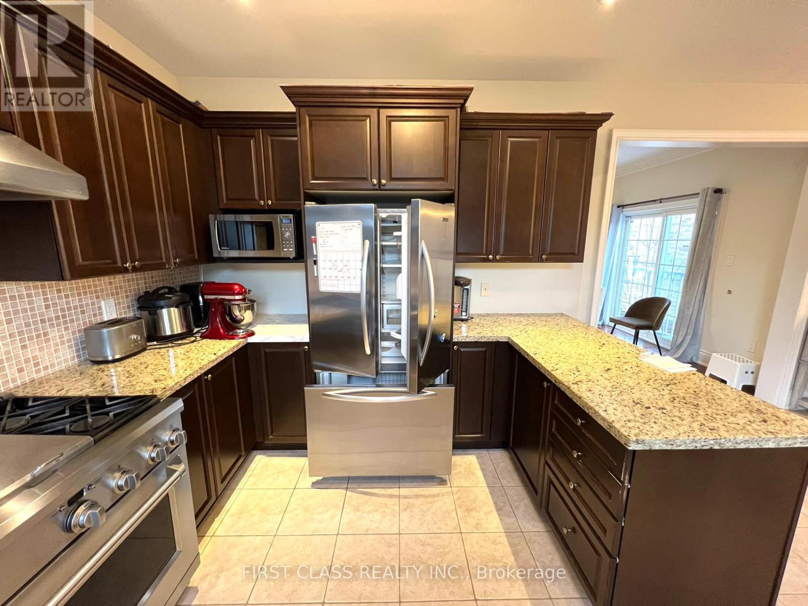826 Wingarden Crescent, Pickering, Ontario  L1V 0C2 - Photo 12 - E12470128