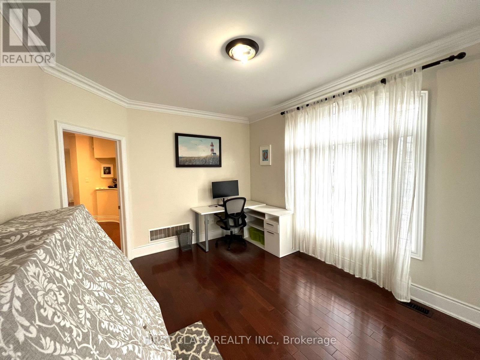826 Wingarden Crescent, Pickering, Ontario  L1V 0C2 - Photo 3 - E12470128