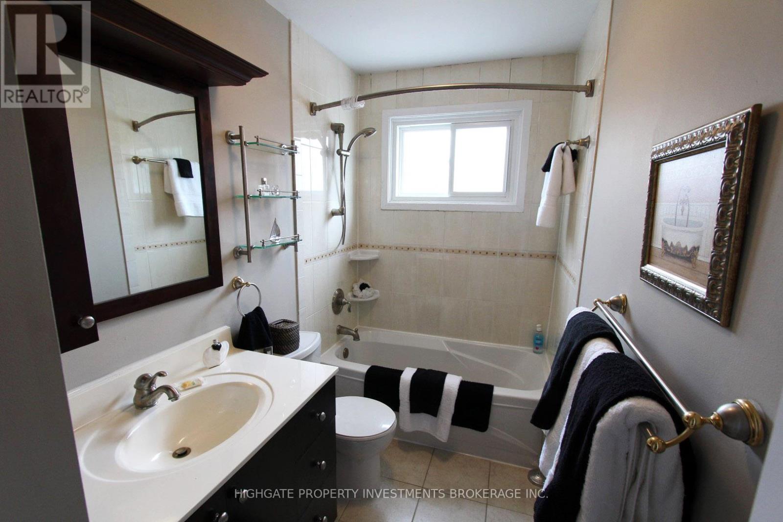 47 Snowball Crescent, Toronto, Ontario  M1B 1S5 - Photo 10 - E12470140