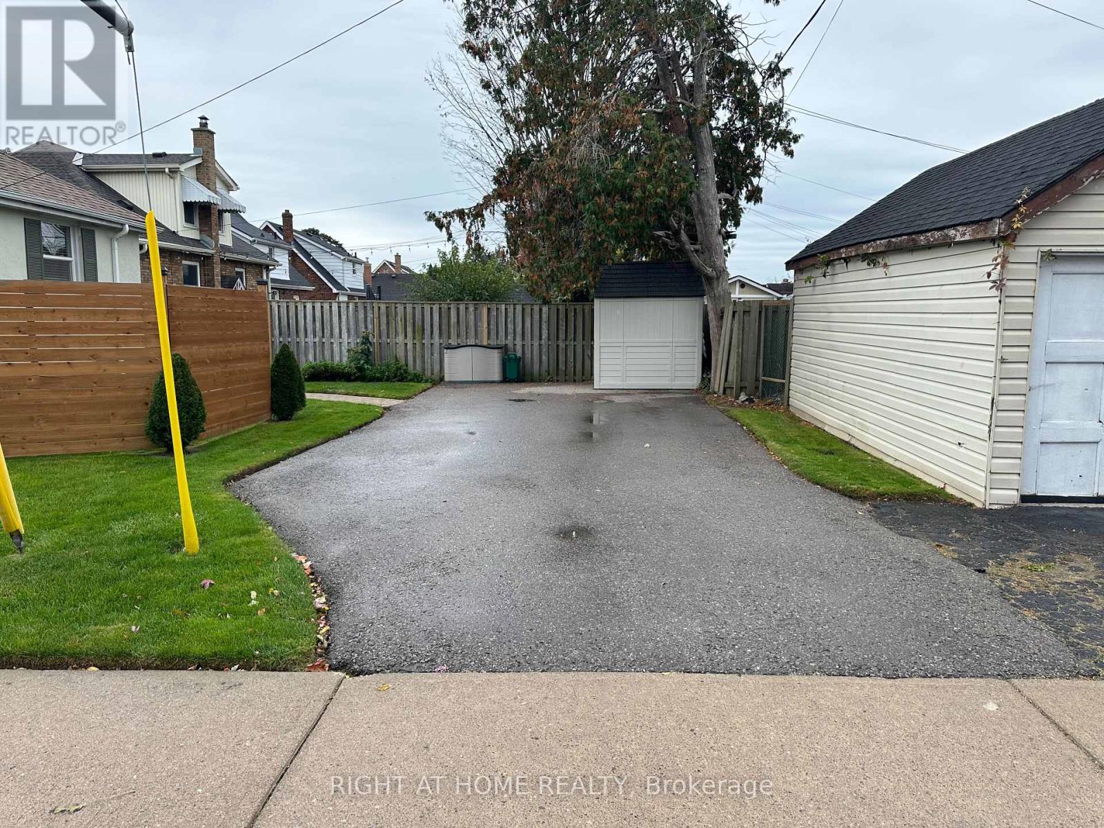 Lower - 120 Central Park Boulevard N, Oshawa, Ontario  L1G 5Y5 - Photo 3 - E12470144