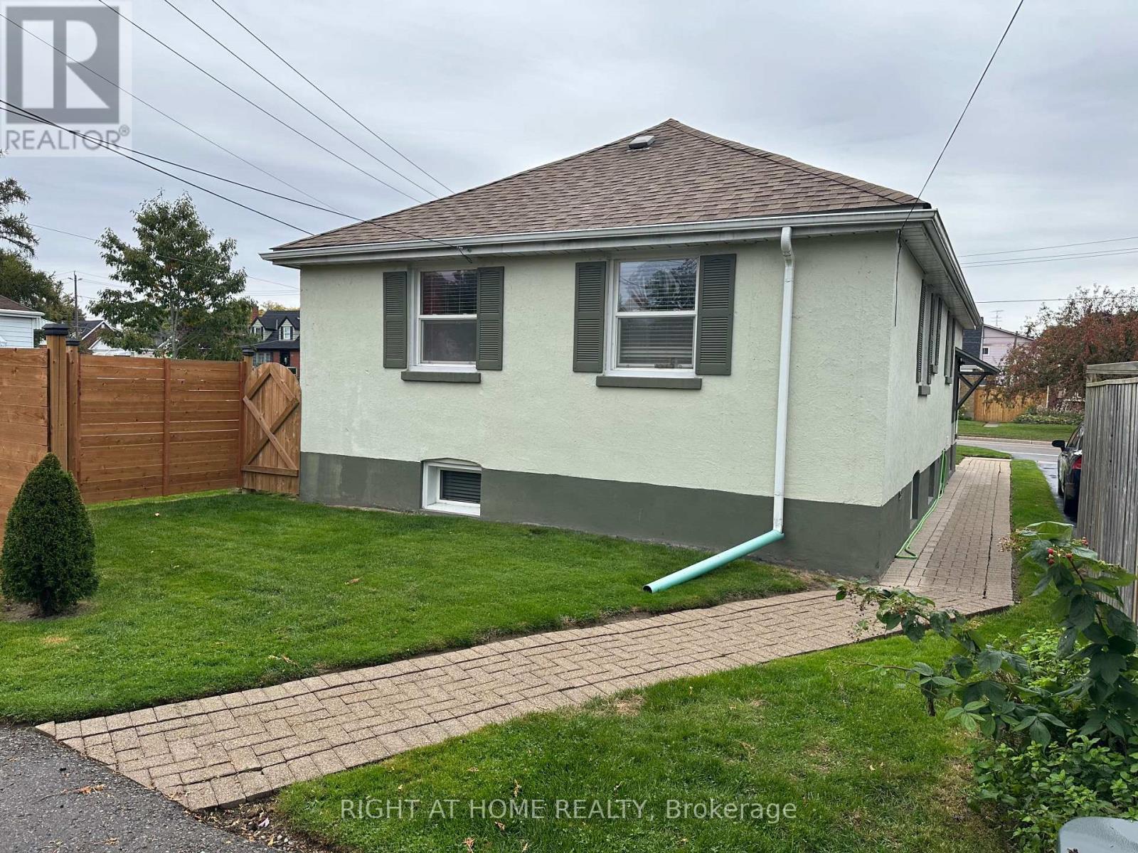 Lower - 120 Central Park Boulevard N, Oshawa, Ontario  L1G 5Y5 - Photo 4 - E12470144
