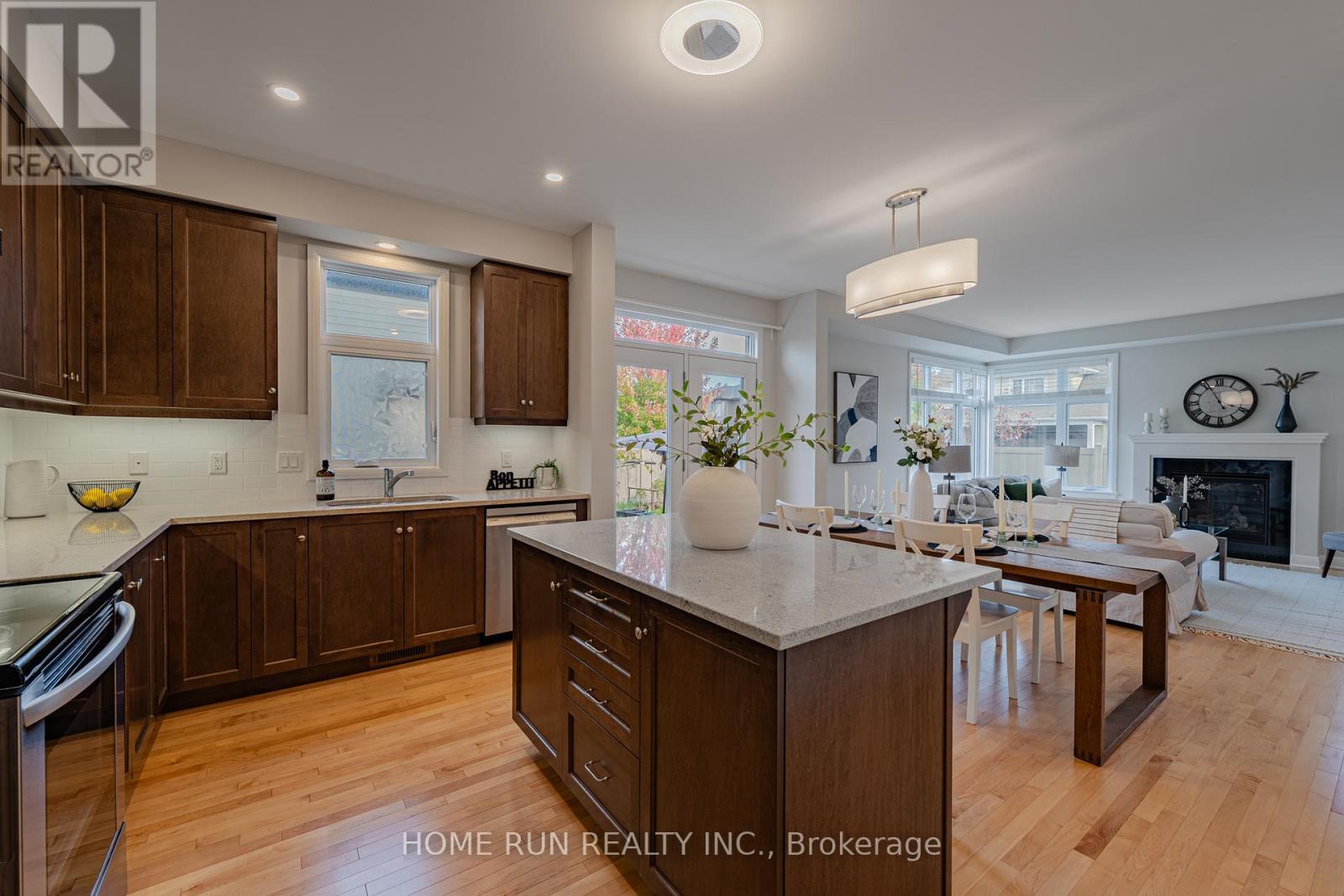100 Lochhouse Walk, Ottawa, Ontario  K2J 6A4 - Photo 15 - X12468309