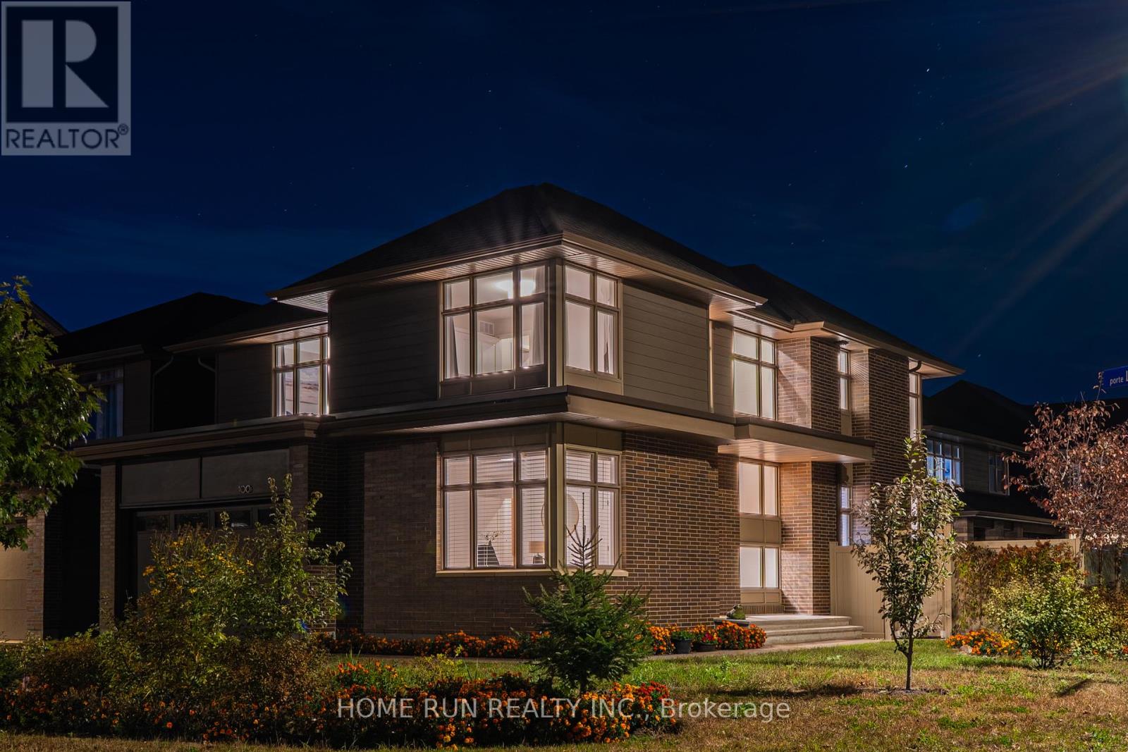100 Lochhouse Walk, Ottawa, Ontario  K2J 6A4 - Photo 2 - X12468309