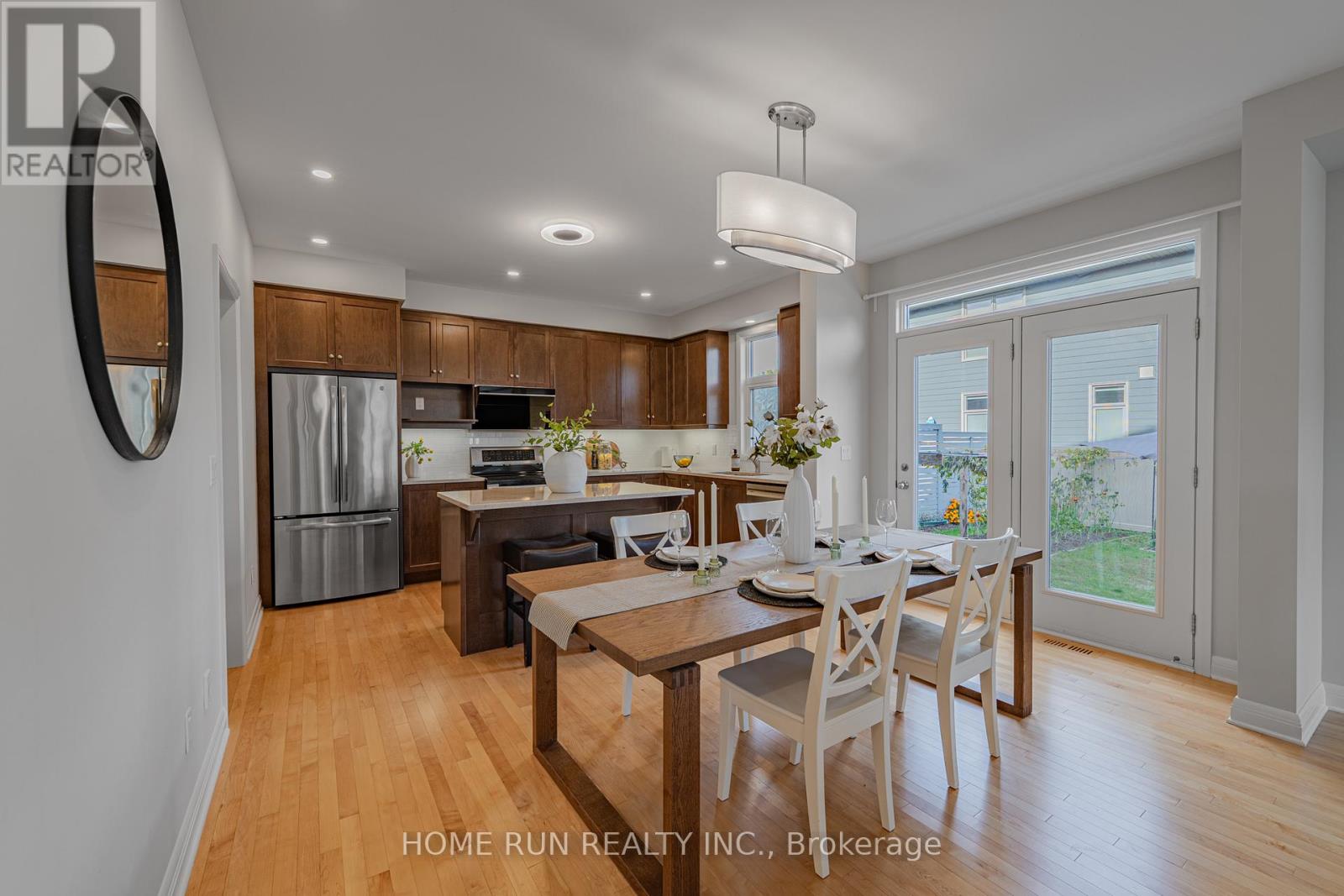 100 Lochhouse Walk, Ottawa, Ontario  K2J 6A4 - Photo 12 - X12468309