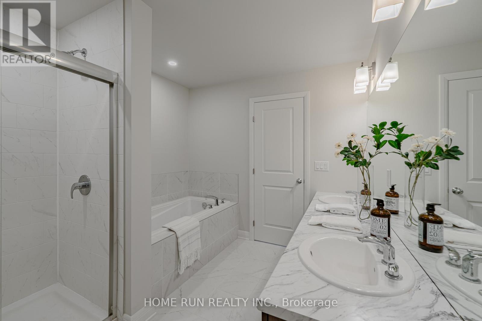 100 Lochhouse Walk, Ottawa, Ontario  K2J 6A4 - Photo 28 - X12468309