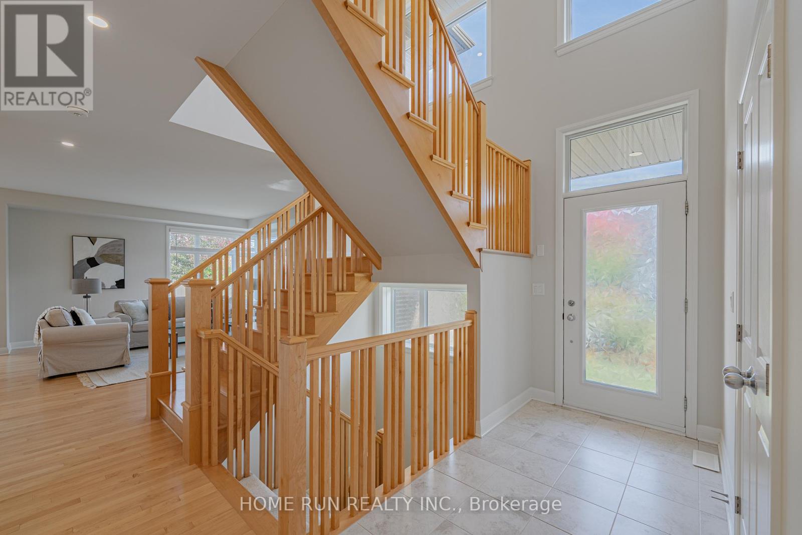 100 Lochhouse Walk, Ottawa, Ontario  K2J 6A4 - Photo 3 - X12468309