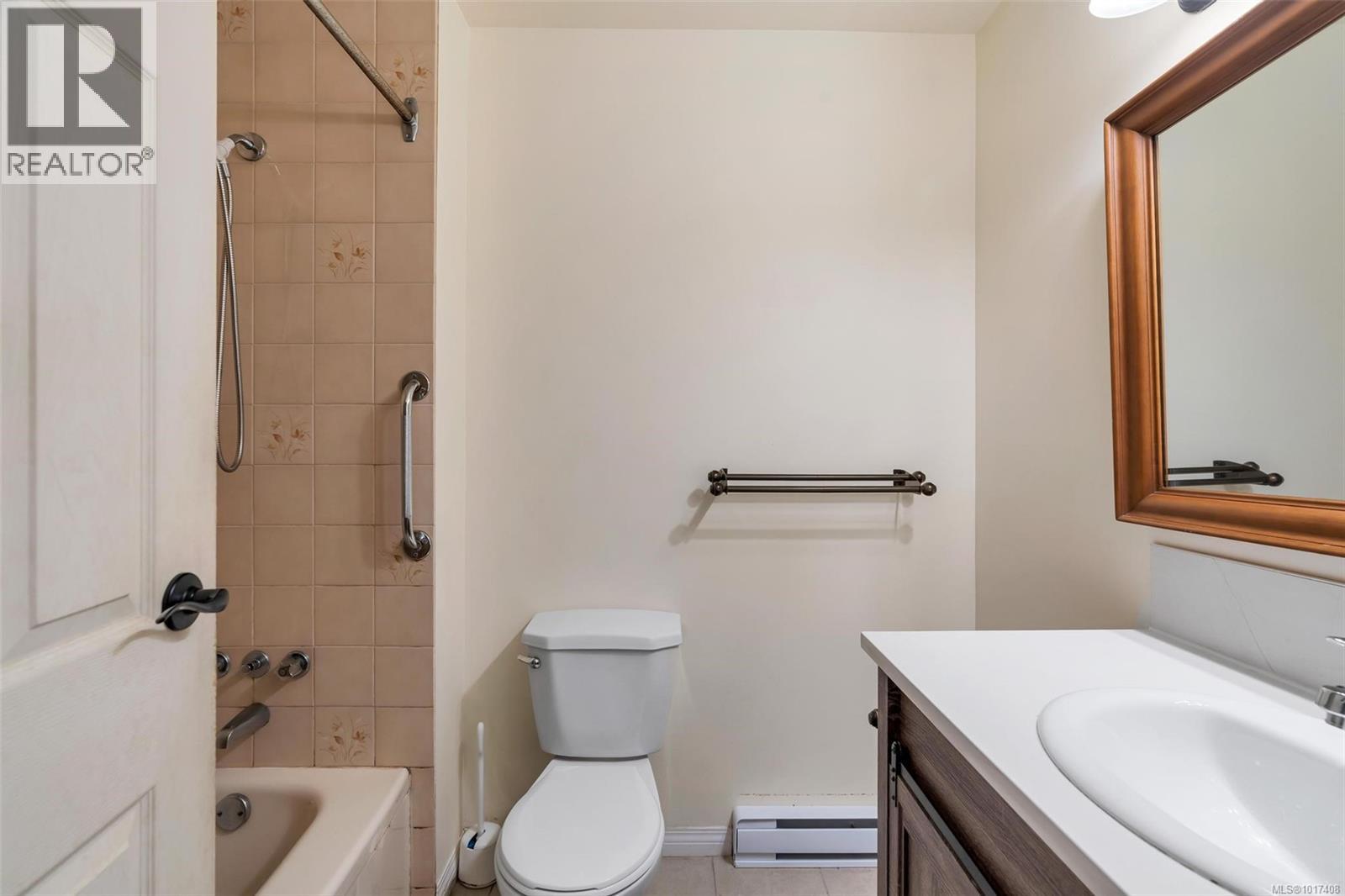 4249 Quadra St, Saanich, British Columbia  V8X 1L5 - Photo 32 - 1017408