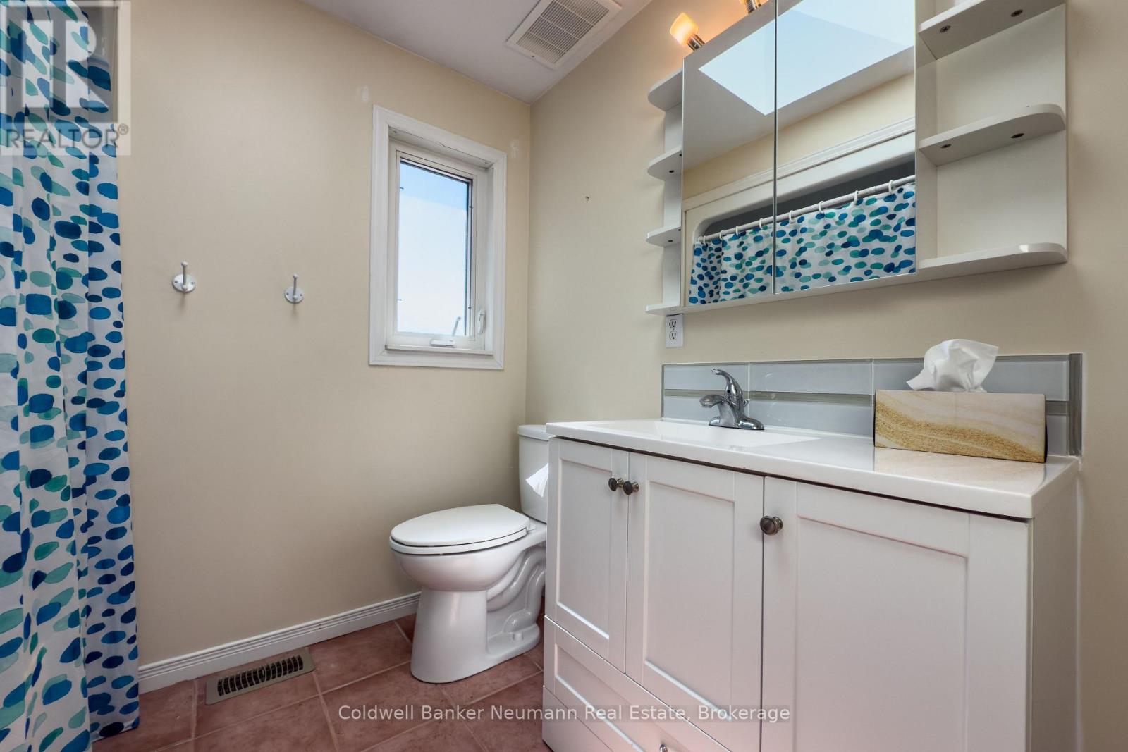 67 Gaw Crescent, Guelph, Ontario  N1L 1H9 - Photo 13 - X12470182