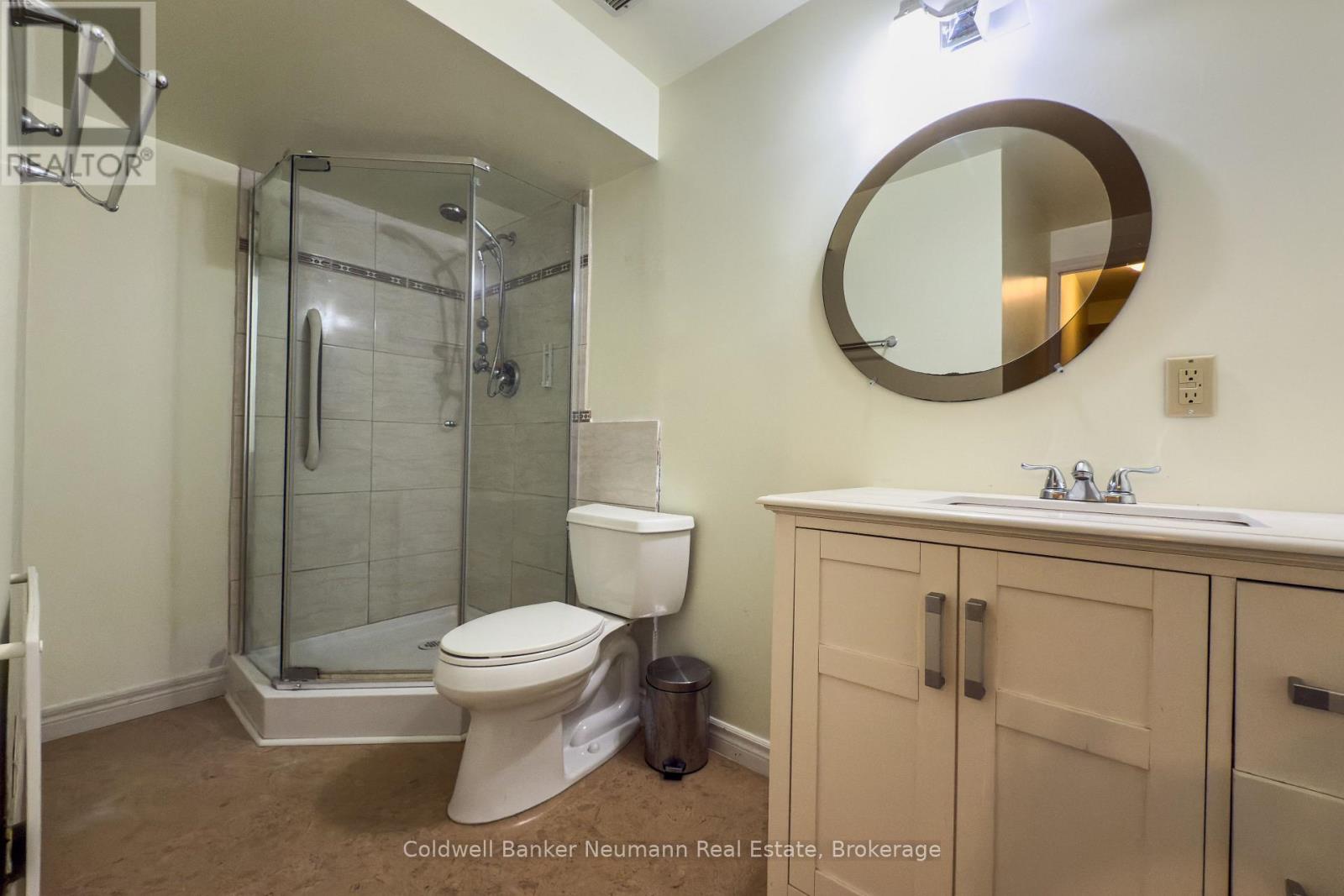67 Gaw Crescent, Guelph, Ontario  N1L 1H9 - Photo 16 - X12470182