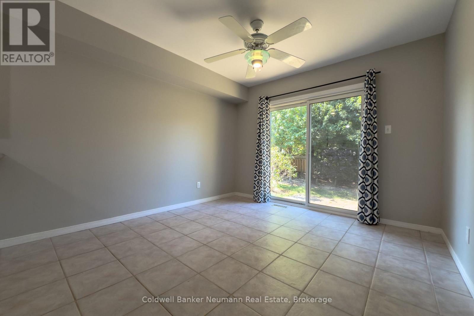 67 Gaw Crescent, Guelph, Ontario  N1L 1H9 - Photo 7 - X12470182