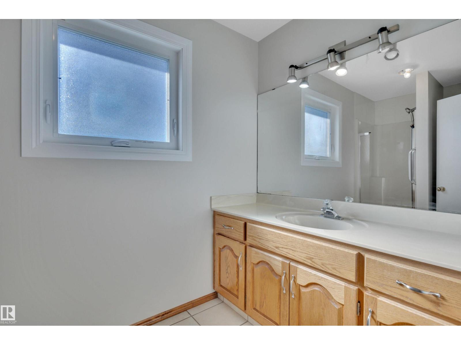 9747 81 Av Nw, Edmonton, Alberta  T6E 1W1 - Photo 31 - E4462689