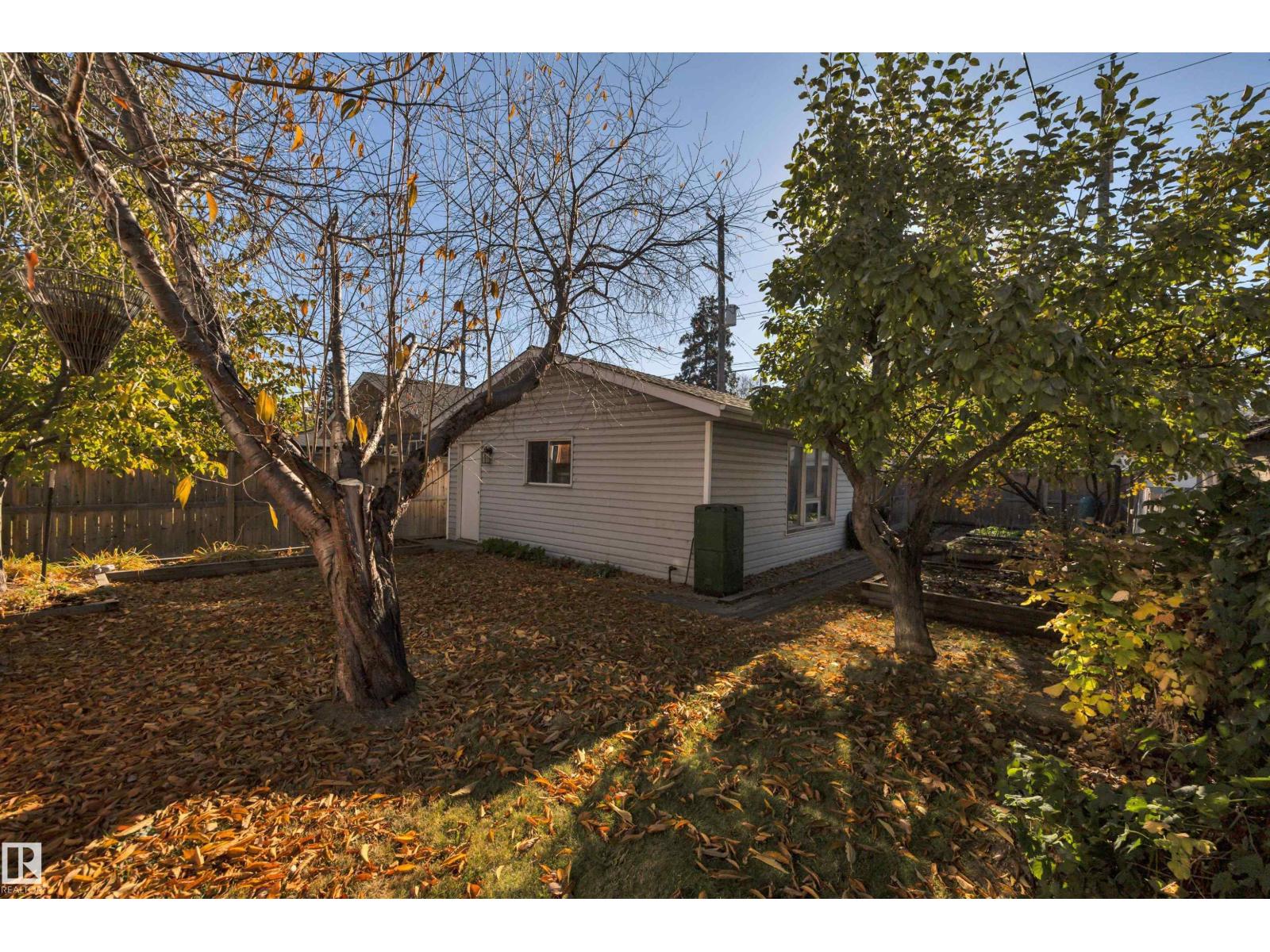 9747 81 Av Nw, Edmonton, Alberta  T6E 1W1 - Photo 53 - E4462689
