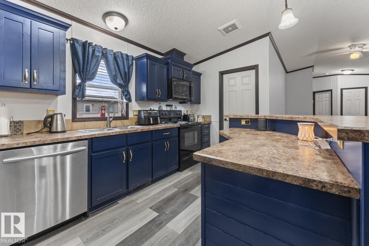 4510 Snowbird Ln, Cold Lake, Alberta  T9M 0C6 - Photo 5 - E4462690