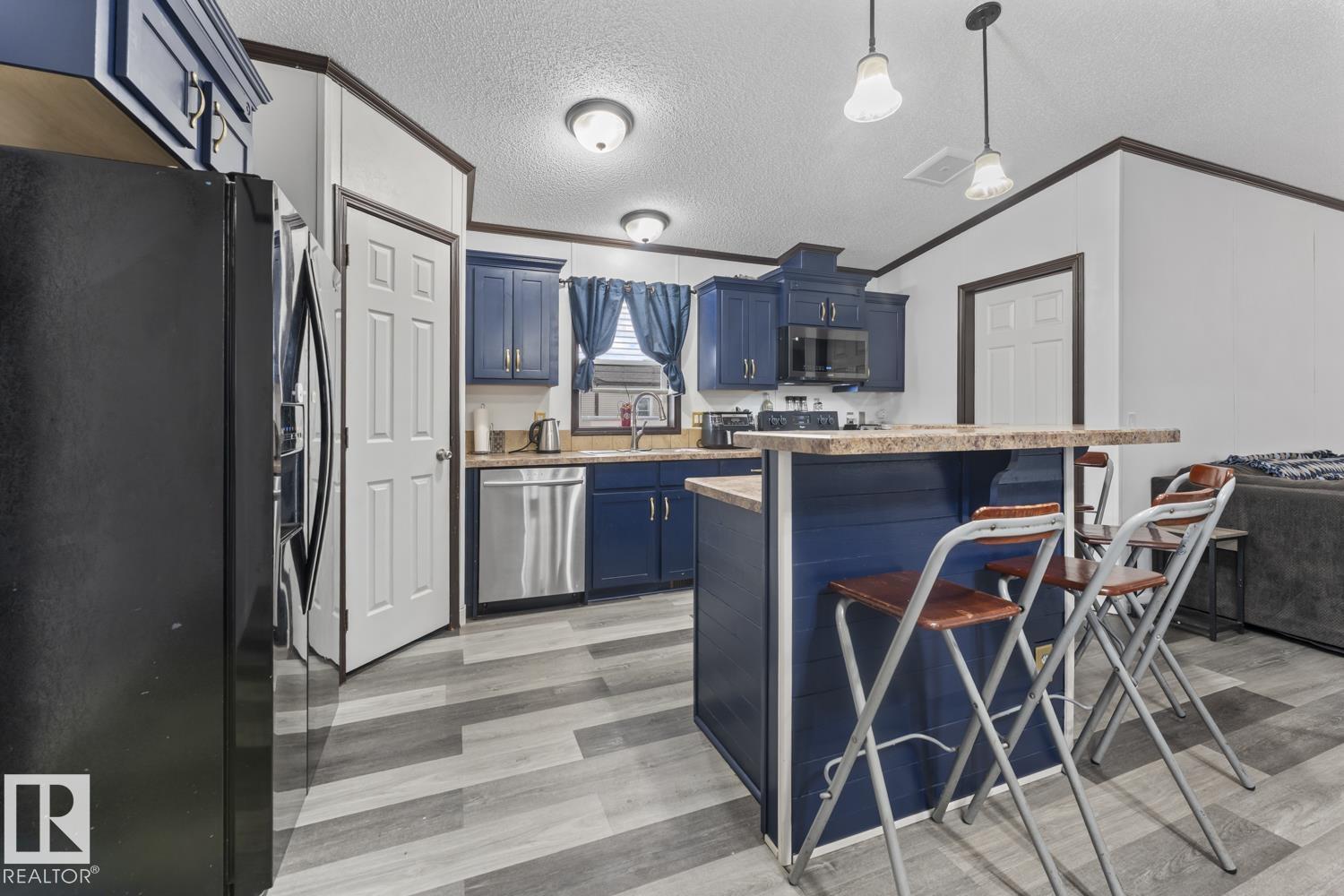 4510 Snowbird Ln, Cold Lake, Alberta  T9M 0C6 - Photo 7 - E4462690