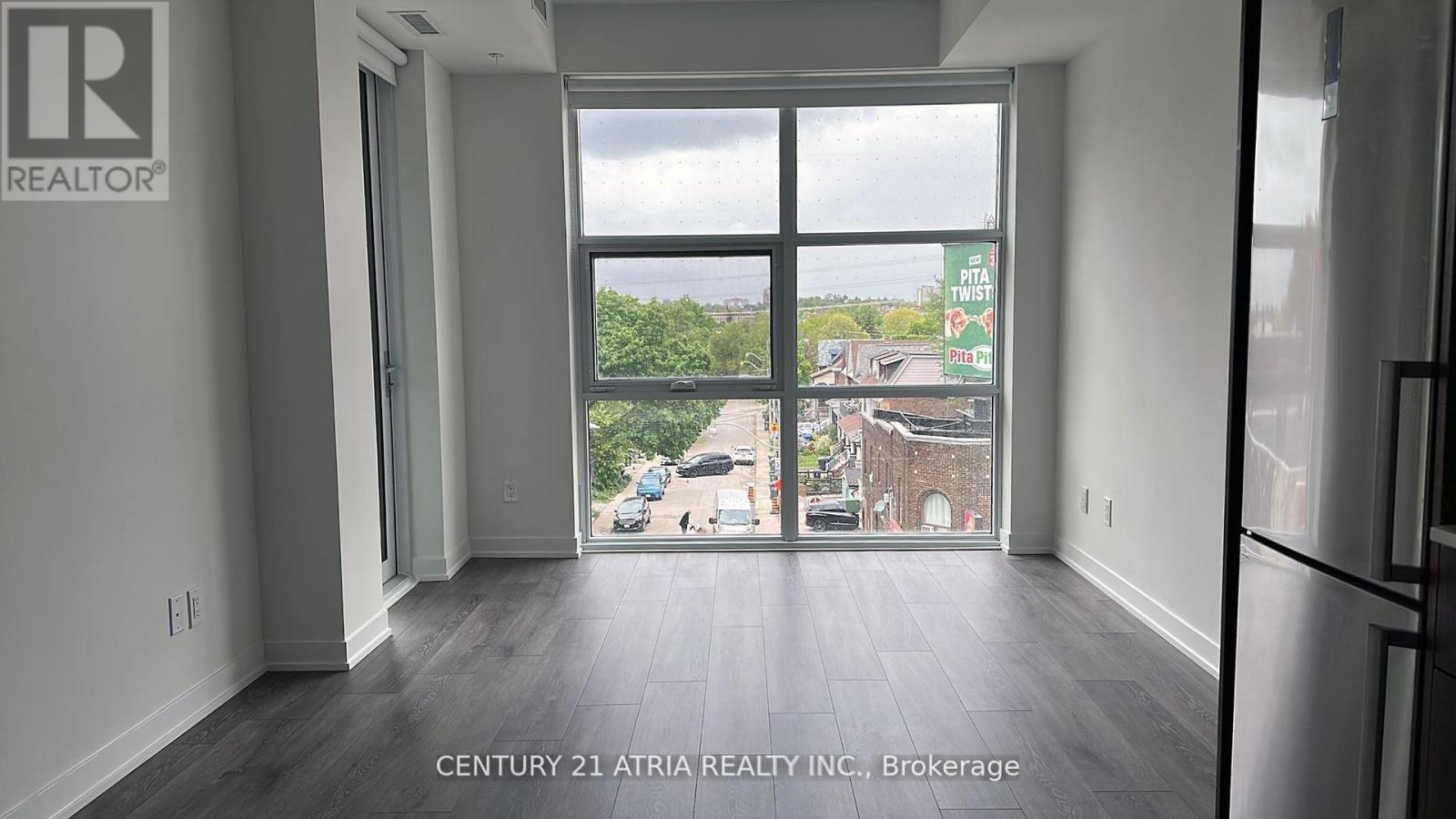 421 - 1787 St.clair Avenue W, Toronto, Ontario  M6N 0B7 - Photo 4 - W12470133