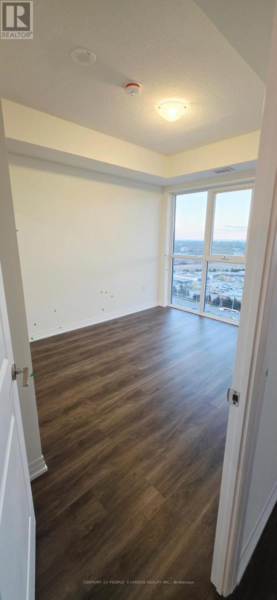 2402 - 15 Watergarden Drive, Mississauga, Ontario  L5R 1B2 - Photo 13 - W12470136