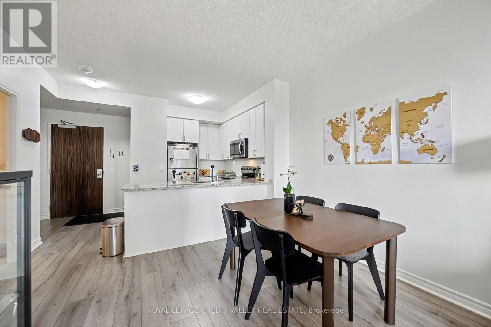 709 - 349 Rathburn Road, Mississauga, Ontario  L5B 0G9 - Photo 13 - W12470150