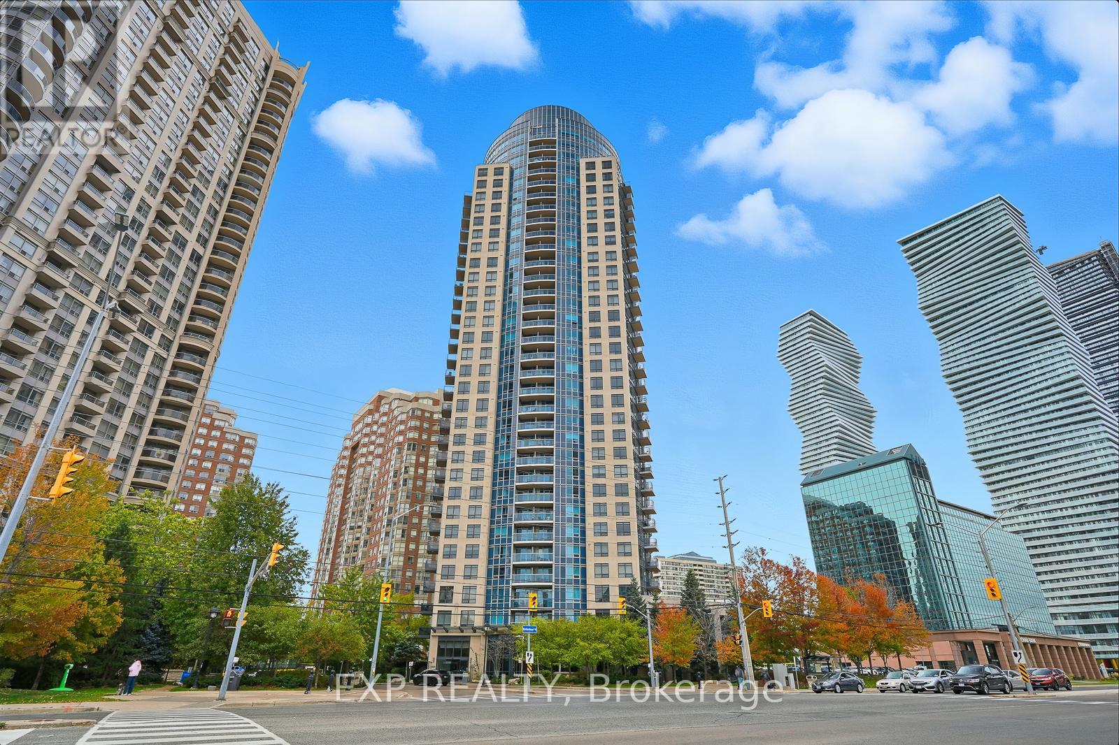 209 - 330 BURNHAMTHORPE ROAD W, Mississauga, Ontario