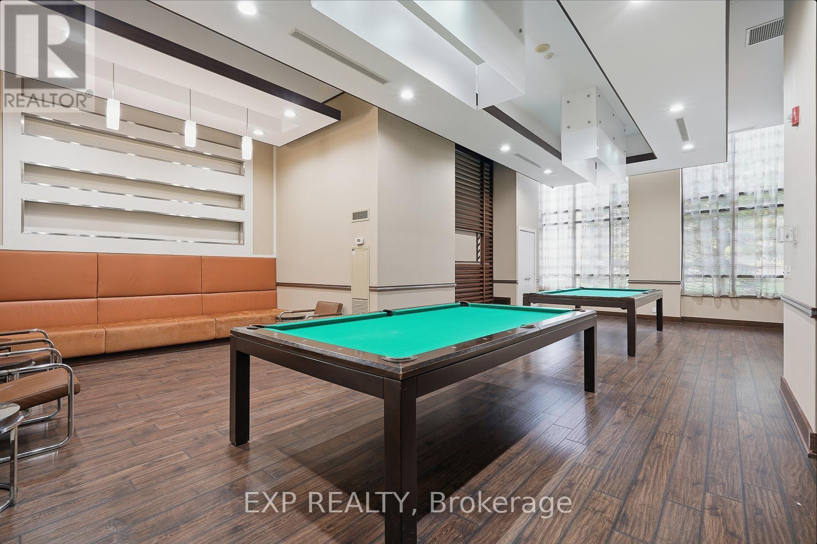209 - 330 Burnhamthorpe Road W, Mississauga, Ontario  L5B 0E1 - Photo 26 - W12470151