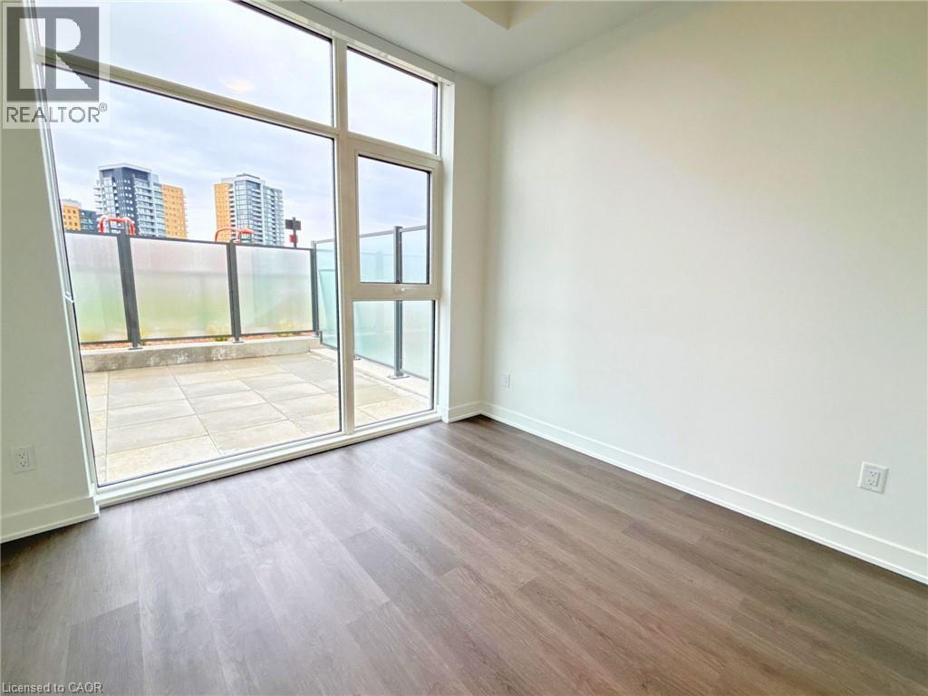 25 Wellington Street S Unit# 402, Kitchener, Ontario  N2G 0G5 - Photo 11 - 40780347