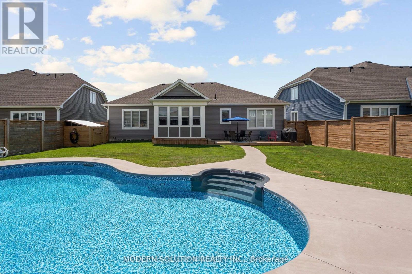 35 Browning Boulevard, Bracebridge, Ontario  P1L 0G2 - Photo 33 - X12470135