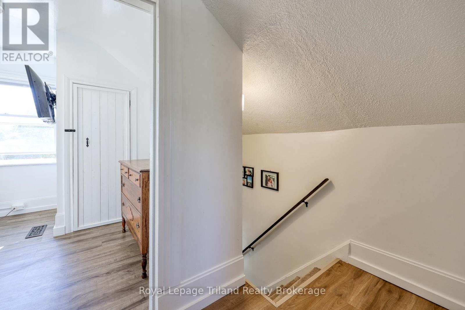 661 Henry Street, Woodstock, Ontario  N4S 1X8 - Photo 17 - X12470172