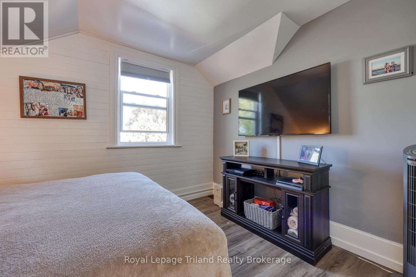 661 Henry Street, Woodstock, Ontario  N4S 1X8 - Photo 19 - X12470172