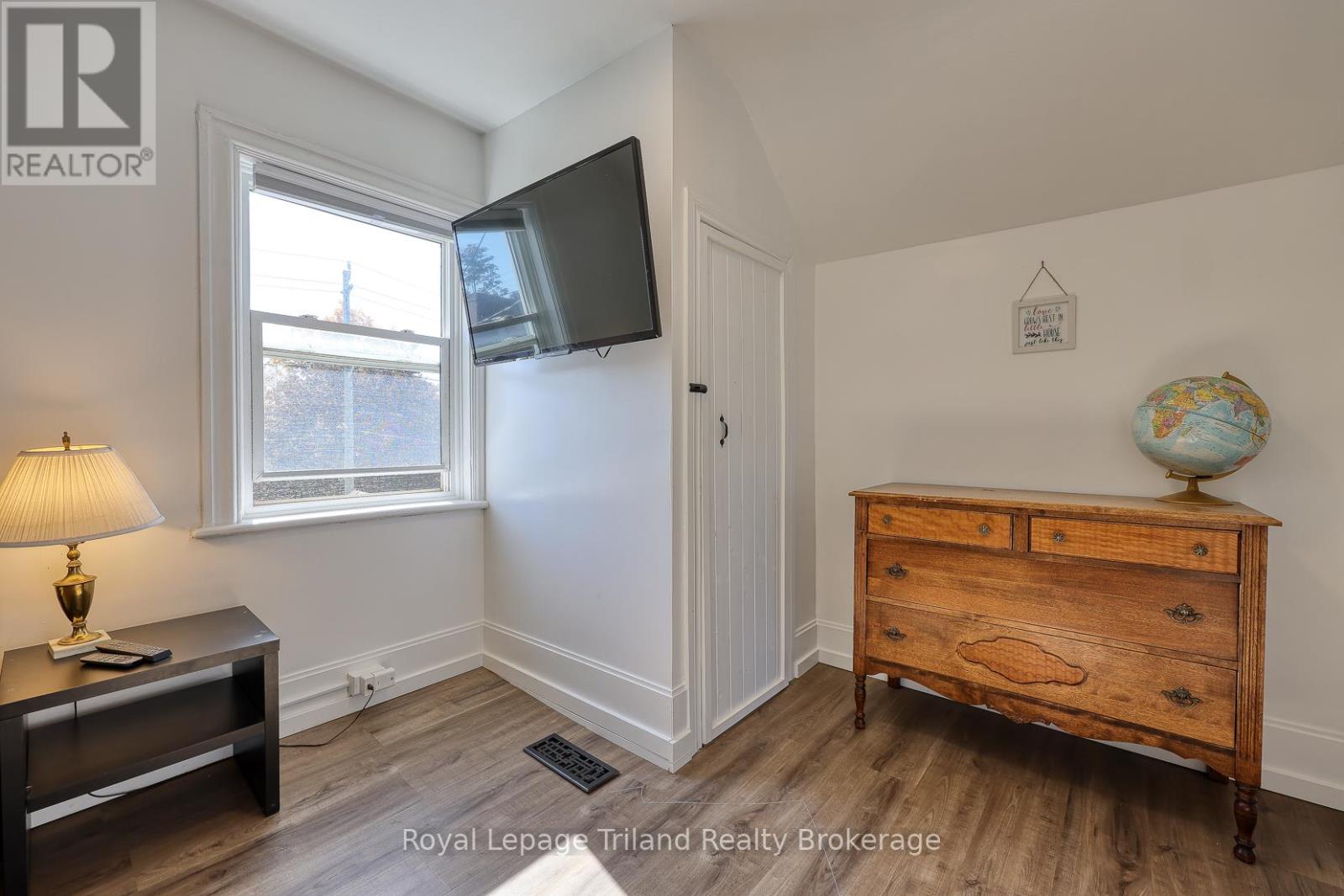 661 Henry Street, Woodstock, Ontario  N4S 1X8 - Photo 21 - X12470172