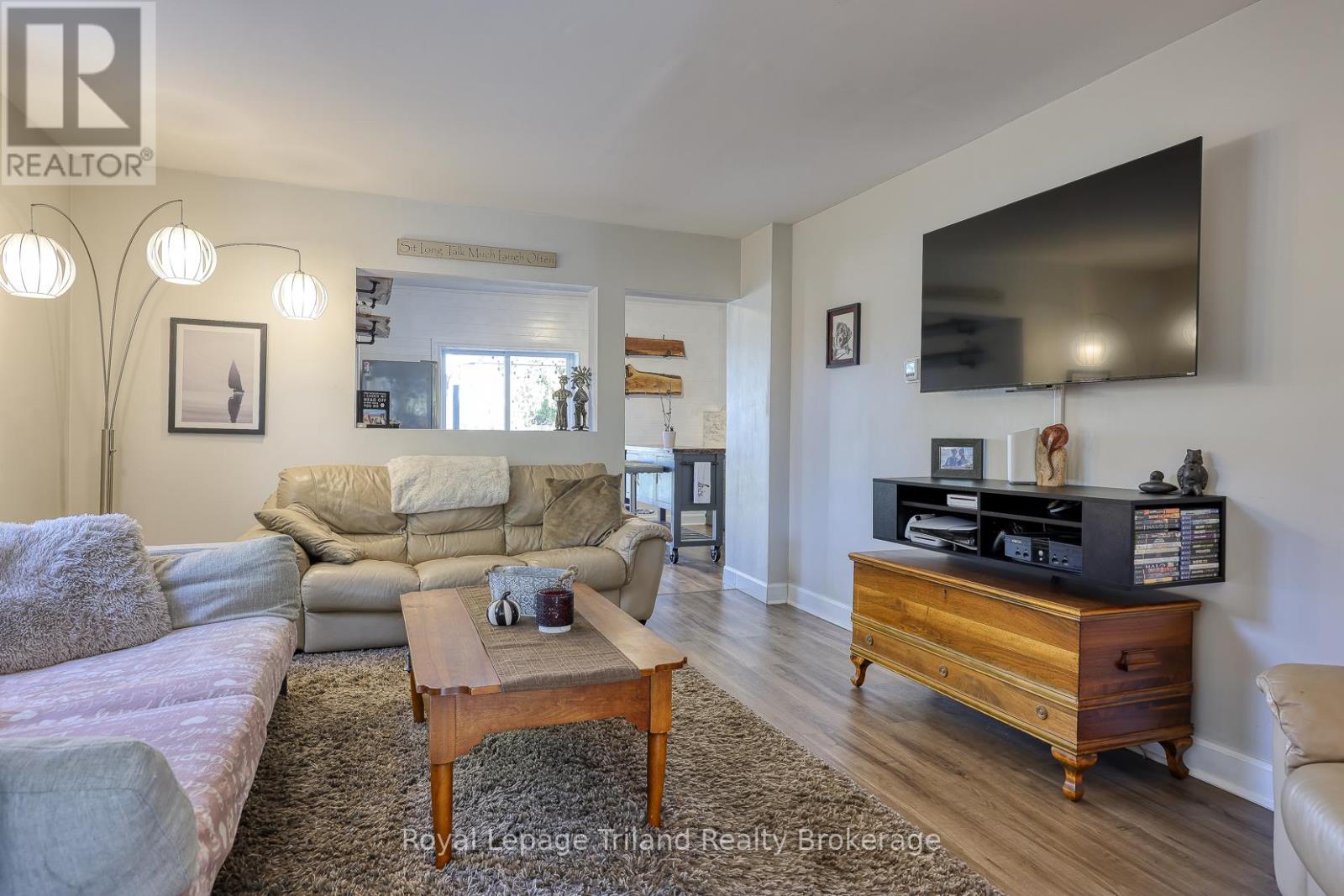 661 Henry Street, Woodstock, Ontario  N4S 1X8 - Photo 5 - X12470172