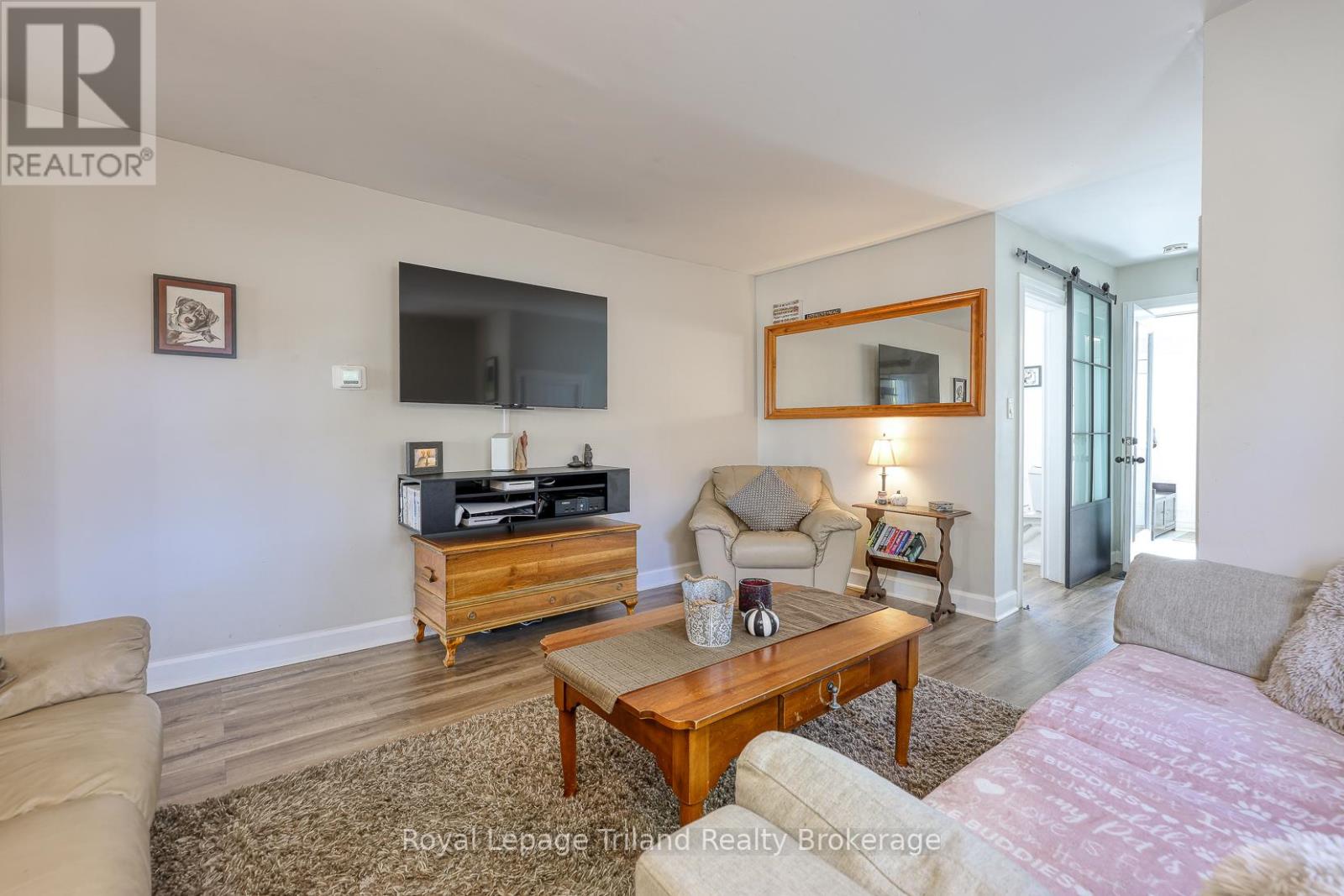 661 Henry Street, Woodstock, Ontario  N4S 1X8 - Photo 7 - X12470172