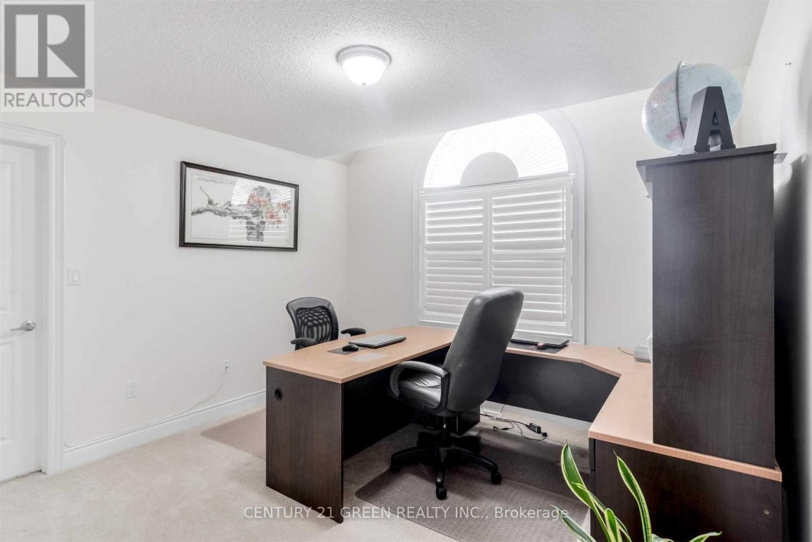 16 Valleyway Drive, Brampton, Ontario  L6X 5G3 - Photo 19 - W12469570