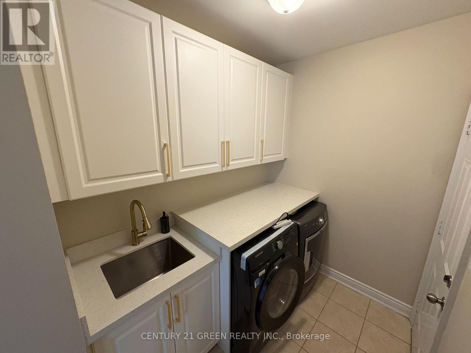 16 Valleyway Drive, Brampton, Ontario  L6X 5G3 - Photo 22 - W12469570