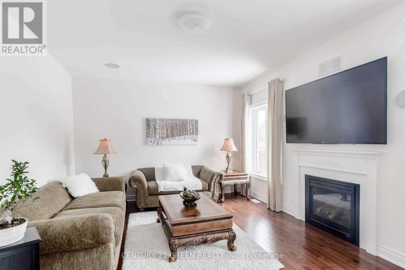 16 Valleyway Drive, Brampton, Ontario  L6X 5G3 - Photo 12 - W12469570