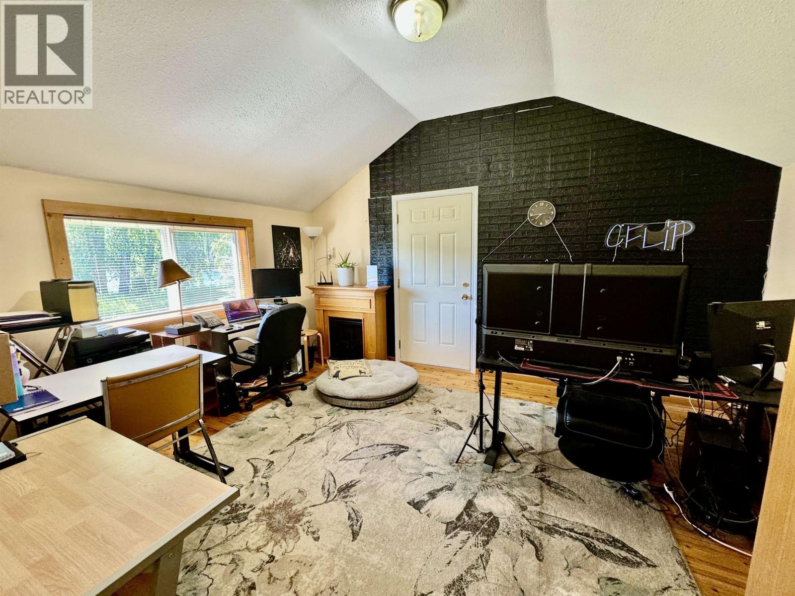 8320 Rainbow Country Road, Bridge Lake, British Columbia  V0K 1X2 - Photo 28 - R3059736