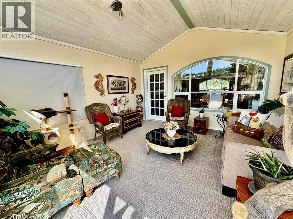 8320 Rainbow Country Road, Bridge Lake, British Columbia  V0K 1X2 - Photo 15 - R3059736