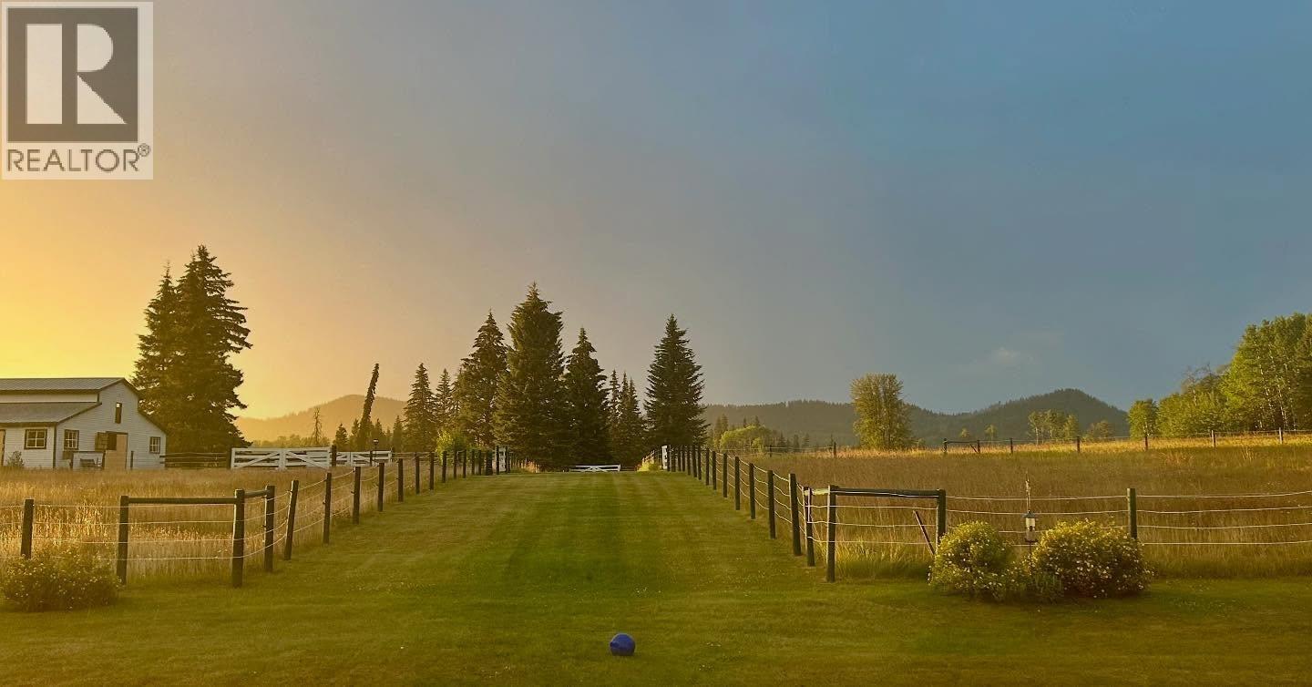 8320 Rainbow Country Road, Bridge Lake, British Columbia  V0K 1X2 - Photo 35 - R3059736