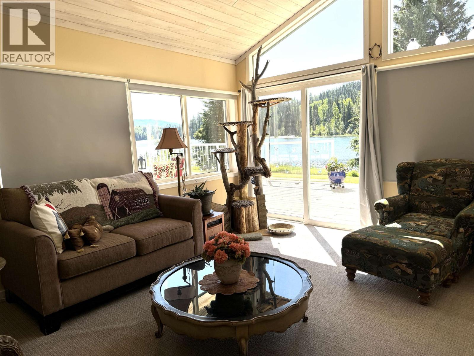 8320 Rainbow Country Road, Bridge Lake, British Columbia  V0K 1X2 - Photo 13 - R3059736