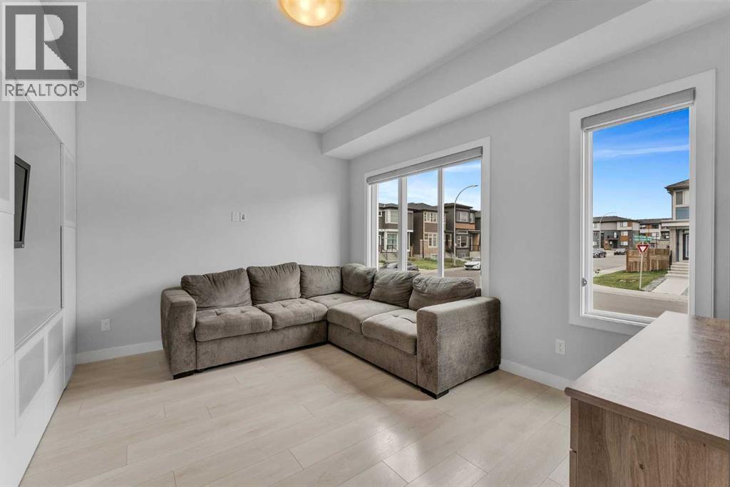 7 Corner Meadows Common Ne, Calgary, Alberta  T3N 1J5 - Photo 5 - A2258154