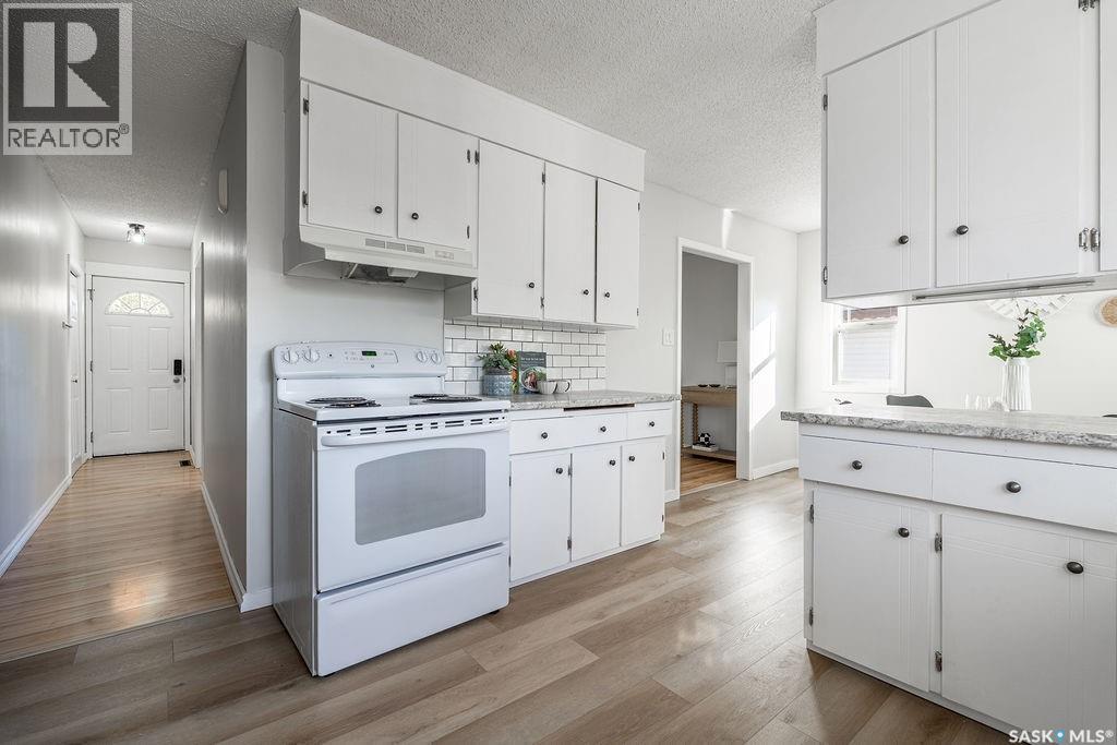 2512 Melrose Avenue, Saskatoon, Saskatchewan  S7J 0V6 - Photo 11 - SK021203