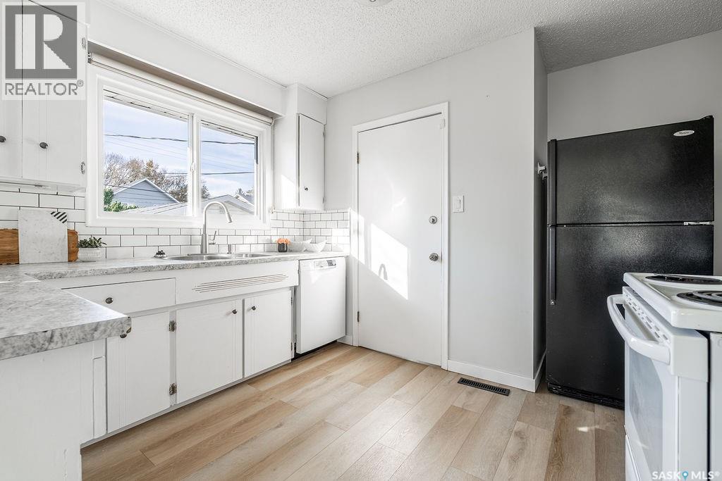 2512 Melrose Avenue, Saskatoon, Saskatchewan  S7J 0V6 - Photo 12 - SK021203