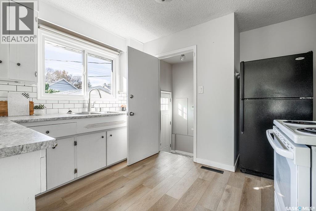 2512 Melrose Avenue, Saskatoon, Saskatchewan  S7J 0V6 - Photo 13 - SK021203