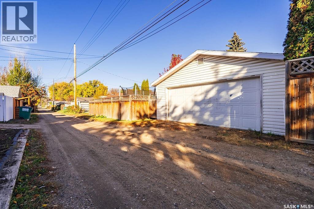 2512 Melrose Avenue, Saskatoon, Saskatchewan  S7J 0V6 - Photo 41 - SK021203