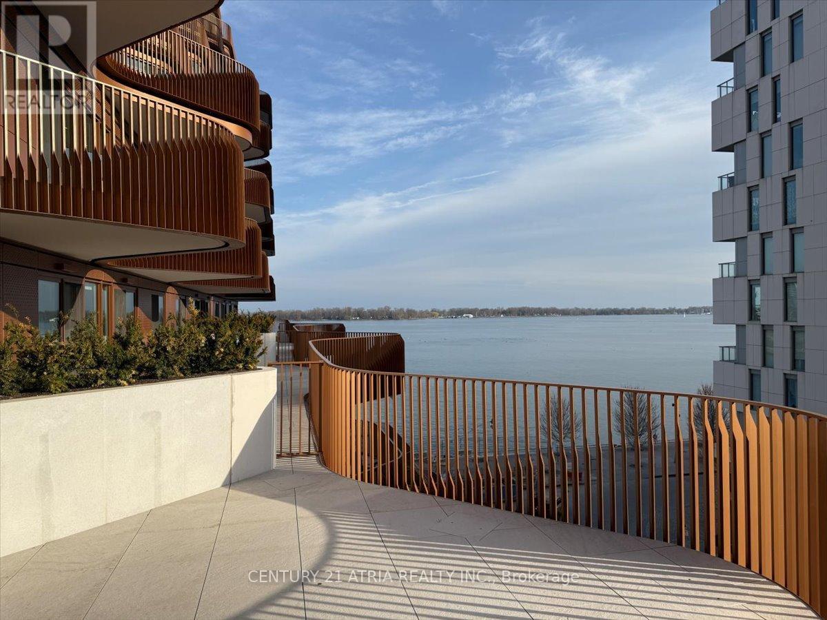 516 - 155 MERCHANTS' WHARF, Toronto, Ontario