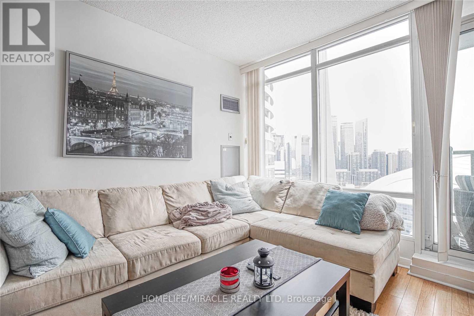 3106 - 373 Front St W Street, Toronto, Ontario  M5V 3R7 - Photo 3 - C12470186