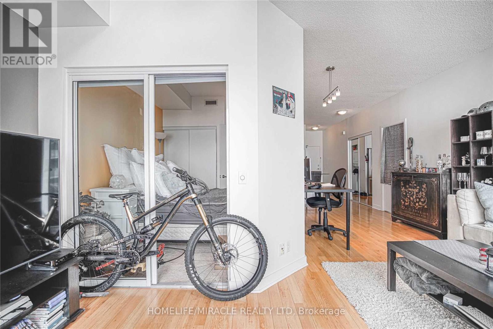 3106 - 373 Front St W Street, Toronto, Ontario  M5V 3R7 - Photo 33 - C12470186