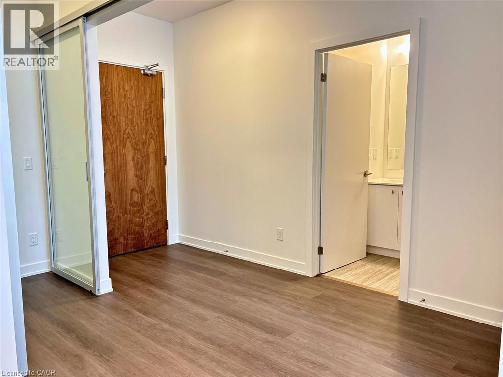 25 Wellington Street S Unit# 414, Kitchener, Ontario  N2G 0G5 - Photo 2 - 40780350